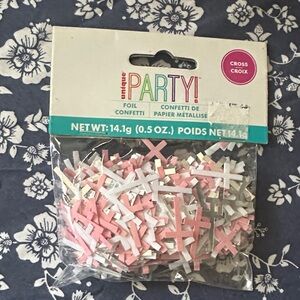 Nique Pink and Silver Cross Confetti